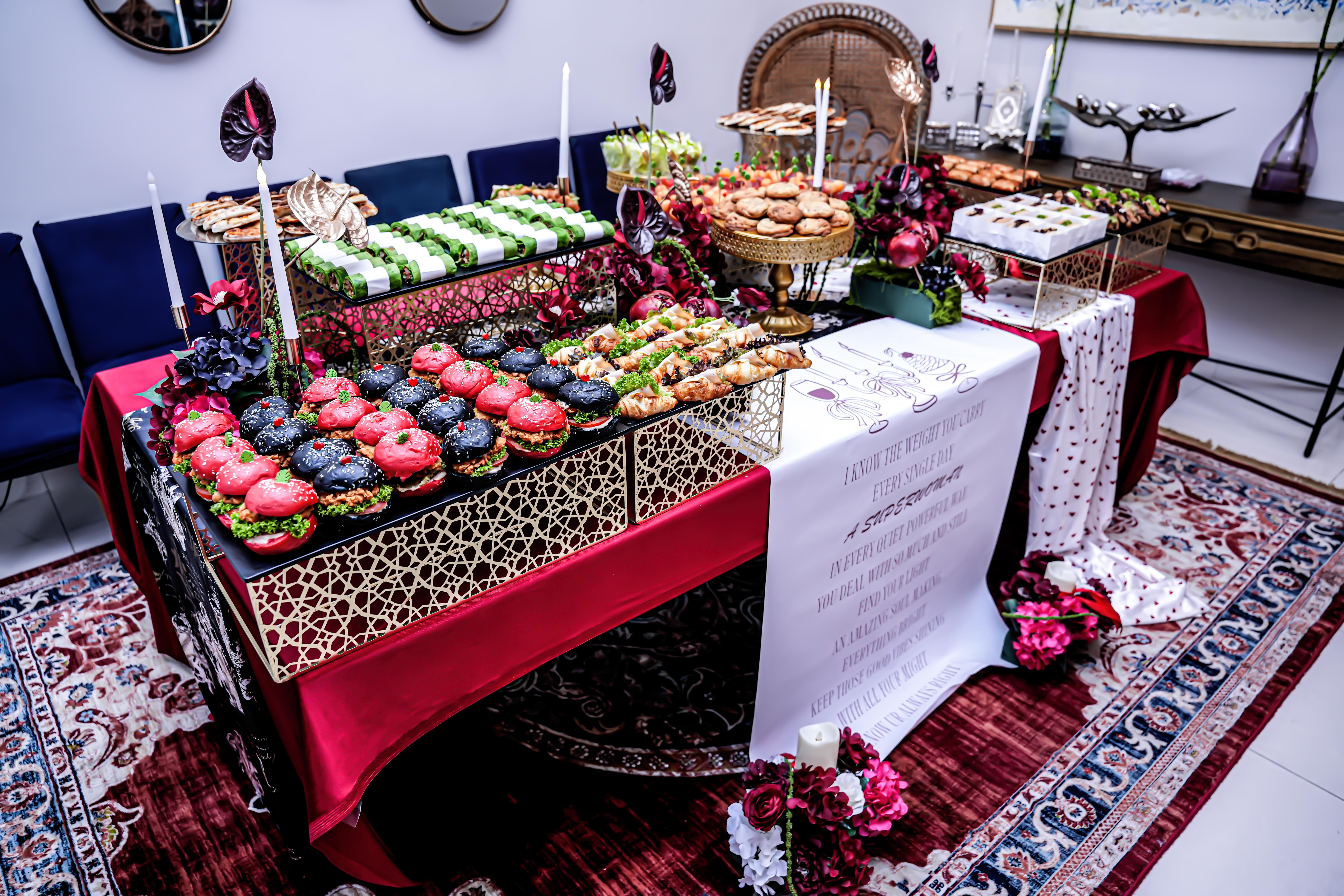 Stylish Outdoor Lounge Setup — photo 1